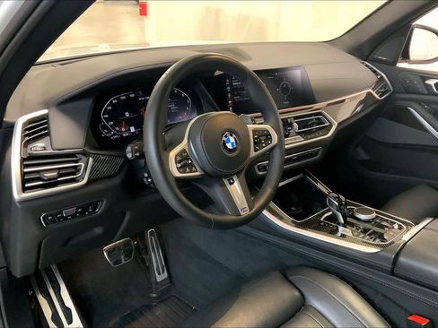 Used 2021 BMW X5 M50i image 18