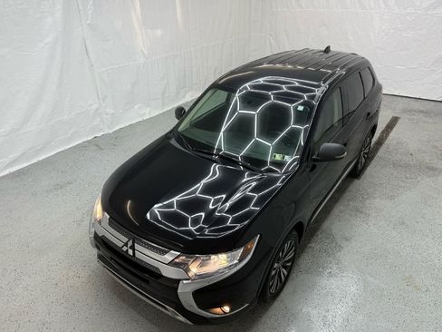 Used 2019 Mitsubishi Outlander SEL image 33
