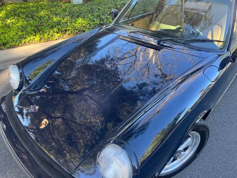 Used 1989 Porsche 911 Carrera RWD image 18