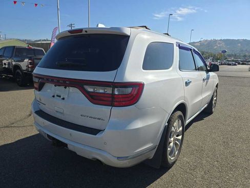 Used 2017 Dodge Durango Citadel w/ Technology Group AWD/4WD image 17