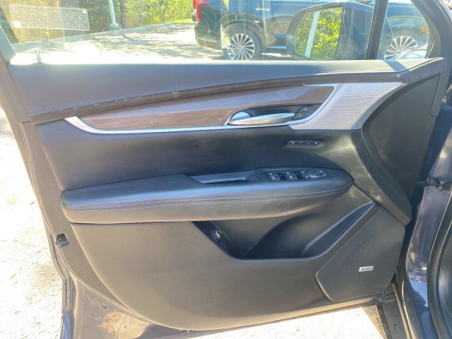 Used 2024 Cadillac XT5 Sportv w/ Platinum Package AWD/4WD image 23