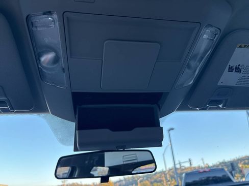 Used 2017 Toyota Tundra SR RWD image 36