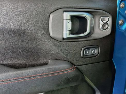 Used 2020 Jeep Wrangler Rubicon AWD/4WD image 22