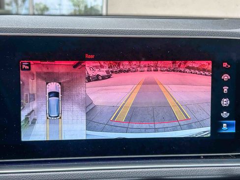 Used 2020 Mercedes-Benz GLE 350 4MATIC image 20