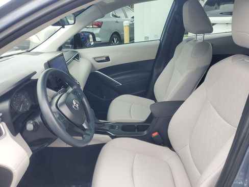 Certified 2025 Toyota Corolla Cross L FWD image 15
