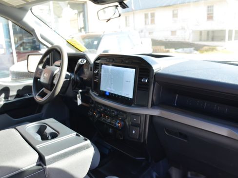 Used 2024 Ford F150 XL image 22