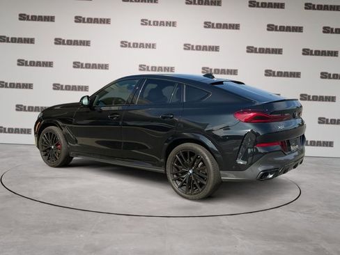 Used 2022 BMW X6 xDrive40i w/ Executive Package AWD/4WD image 3