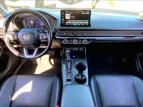 Used 2024 Honda Civic Touring image 16