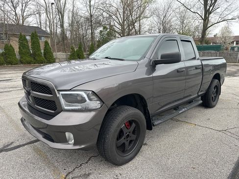 Used 2016 RAM 1500 Express image 1