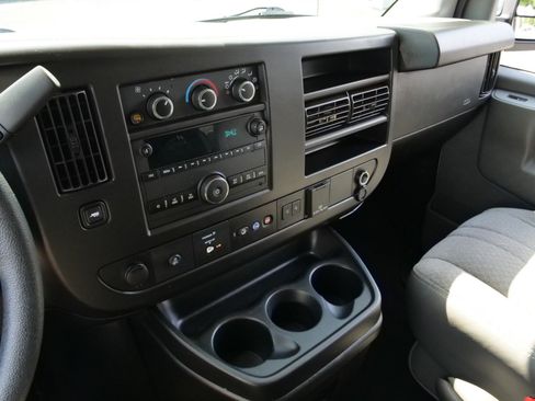 Used 2019 Chevrolet Express 3500 LT w/ LT Preferred Equipment Group RWD image 12
