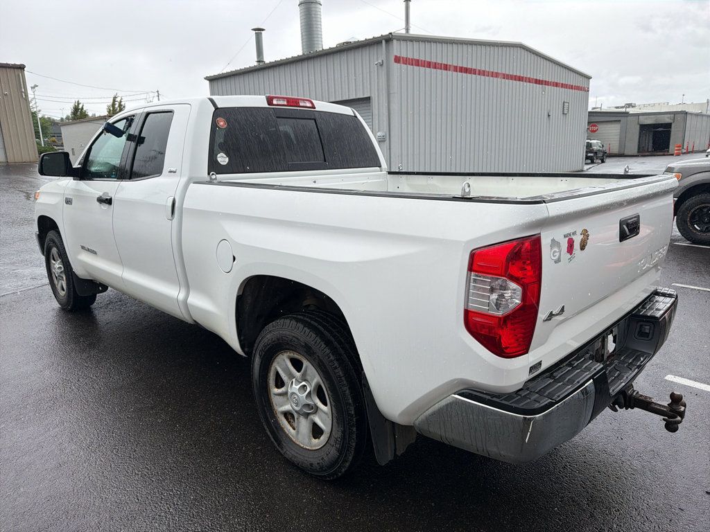 Used 2017 Toyota Tundra SR5 AWD/4WD image 9