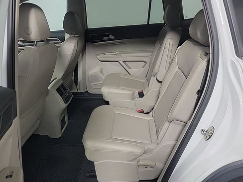 Used 2019 Volkswagen Atlas SEL image 17