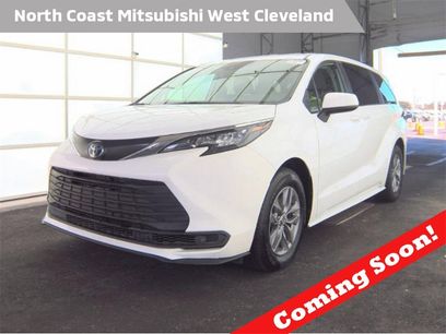 Used 2024 Toyota Sienna LE