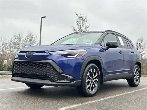 Used 2023 Toyota Corolla Cross SE image 29