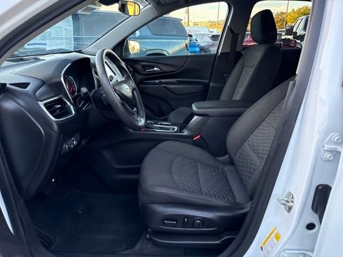 Certified 2019 Chevrolet Equinox LT image 9
