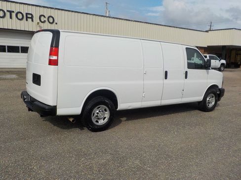 Used 2020 Chevrolet Express 2500 Extended w/ Enhanced Convenience Package RWD image 5