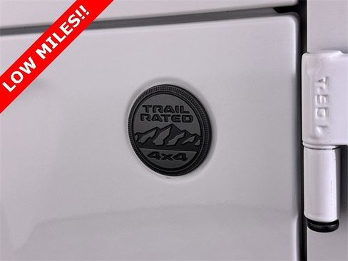 Used 2024 Jeep Wrangler Sport S image 33