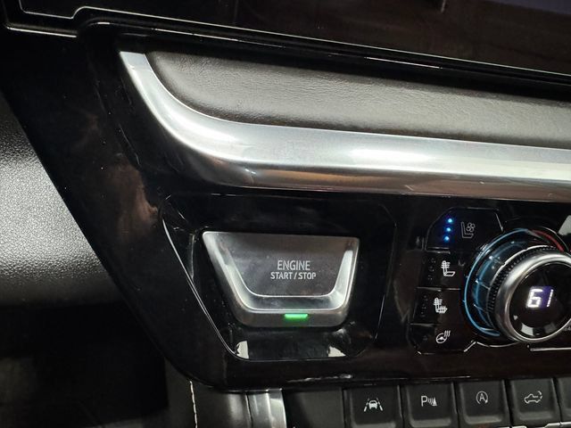Used 2023 GMC Sierra 1500 Denali Ultimate AWD/4WD image 27