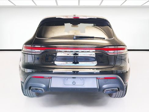 Used 2024 Porsche Macan AWD/4WD image 5