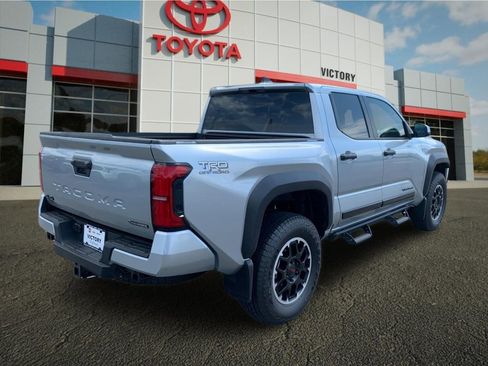 New 2026 Toyota Tacoma TRD Off-Road AWD/4WD image 3