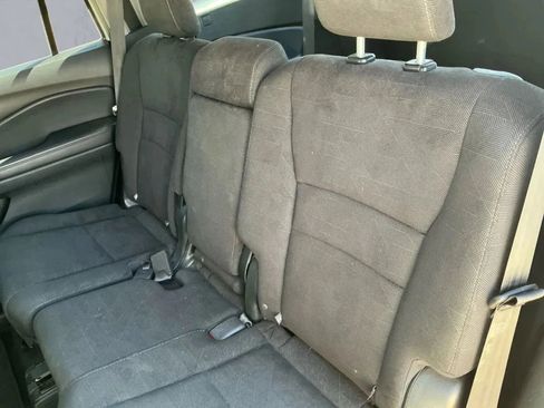 Used 2021 Honda Pilot EX image 15