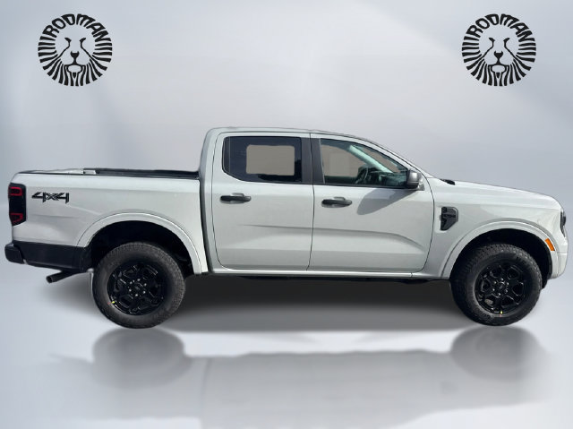 New 2026 Ford Ranger XLT w/ Black Appearance Package AWD/4WD image 5