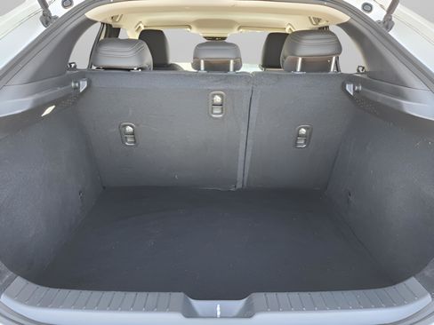 Used 2021 MAZDA CX-30 FWD 2.5 S w/ Select Package image 19