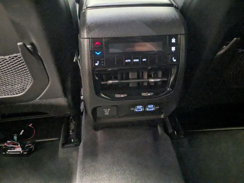 Used 2021 Jeep Grand Cherokee L Limited w/ Trailer Tow Group (B) image 25