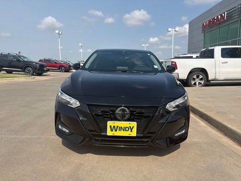 Used 2022 Nissan Sentra SR w/ Midnight Edition FWD image 2