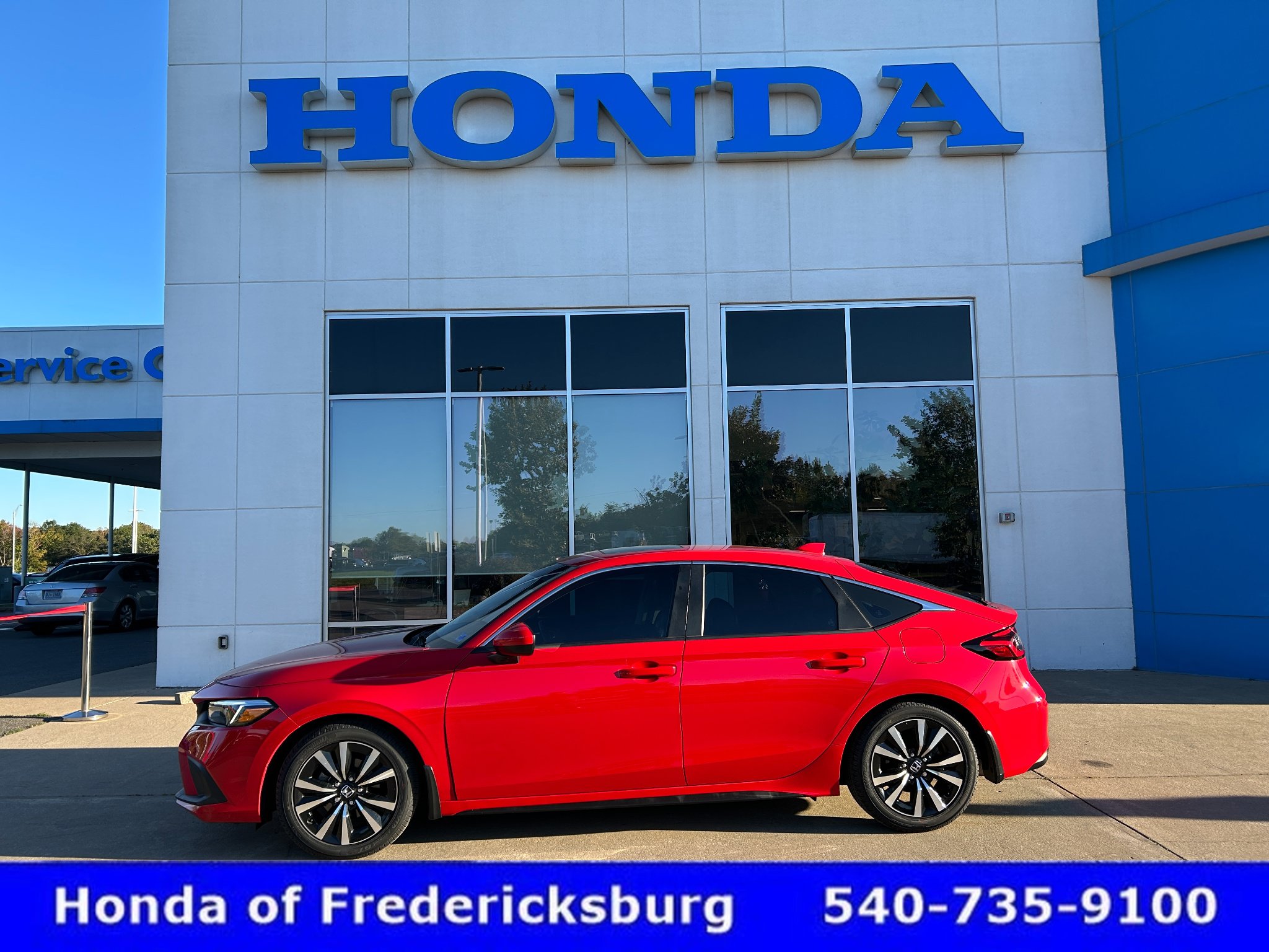 Certified 2023 Honda Civic EX-L image 1