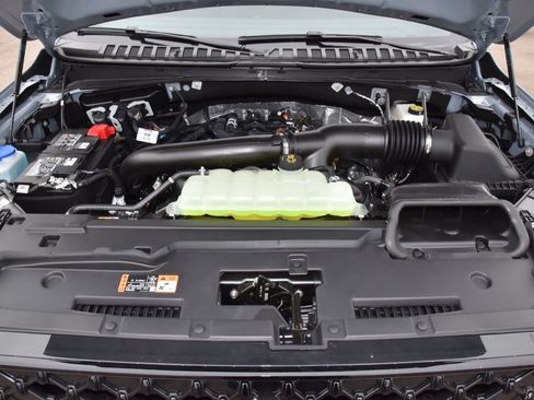 New 2026 Lincoln Navigator Reserve AWD/4WD image 44