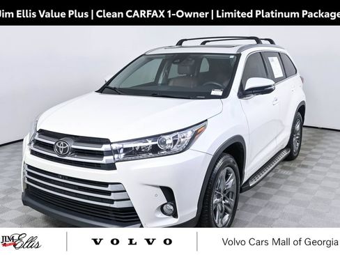 Used 2018 Toyota Highlander Limited Platinum FWD image 1