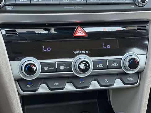 Used 2020 Hyundai Elantra Value Edition FWD image 19