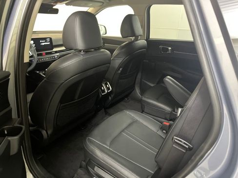 Used 2025 Kia Sorento EX FWD image 27