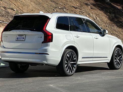 New 2026 Volvo XC90 B6 Plus AWD/4WD image 4