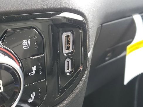 New 2026 GMC Sierra 1500 SLT w/ SLT Premium Plus Package image 18