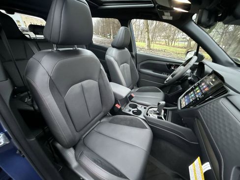 Certified 2025 Subaru Forester Touring w/ Touring Package image 25