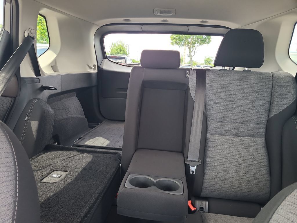 Certified 2021 Nissan Rogue SV FWD image 13