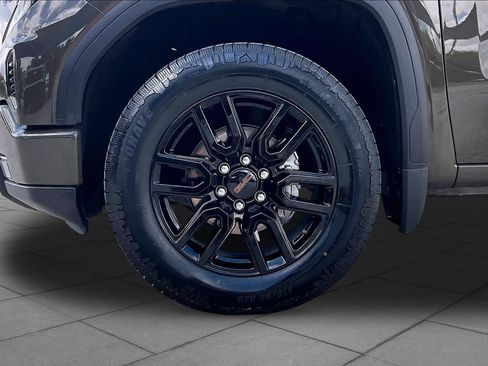 Used 2023 GMC Sierra 1500 Elevation RWD image 11