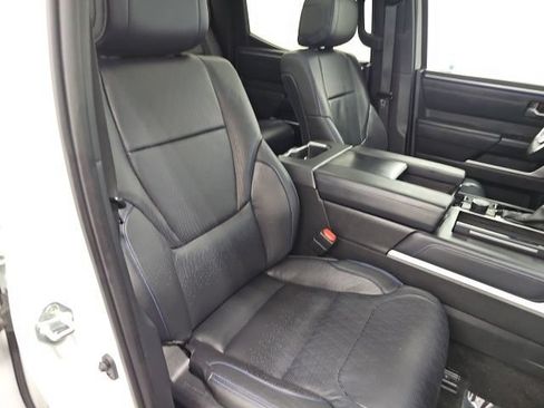 Used 2022 Toyota Tundra Platinum w/ Advanced Package AWD/4WD image 39