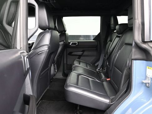 Used 2025 Ford Bronco Outer Banks AWD/4WD image 17