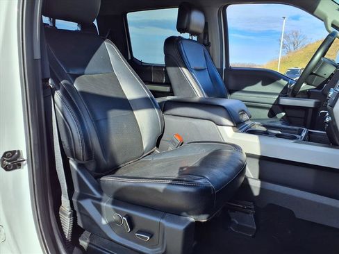 Used 2019 Ford F250 Lariat w/ Lariat Ultimate Package image 7