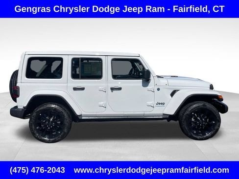 Certified 2025 Jeep Wrangler Unlimited Sahara w/ Safety Group AWD/4WD image 8
