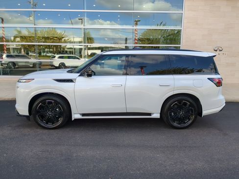 New 2026 INFINITI QX80 4WD w/ Sport Exterior Package image 7
