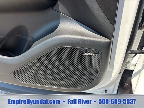 Used 2024 Hyundai Santa Cruz Limited AWD/4WD image 17