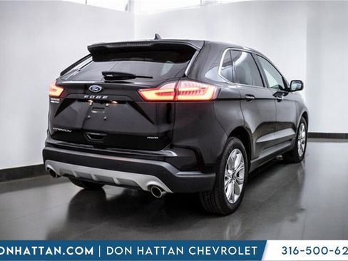 Used 2022 Ford Edge Titanium image 37