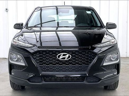 Used 2021 Hyundai Kona SE image 3