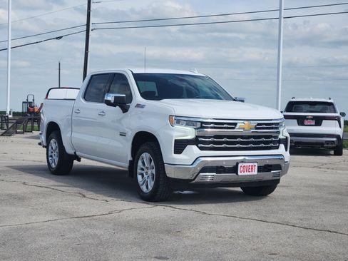 Used 2022 Chevrolet Silverado 1500 LTZ AWD/4WD image 3