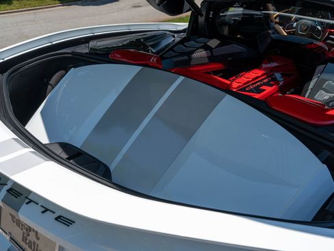 Used 2022 Chevrolet Corvette Stingray Preferred Cpe w/ Battery Protection Package RWD image 14