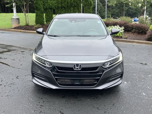 Used 2019 Honda Accord LX image 3